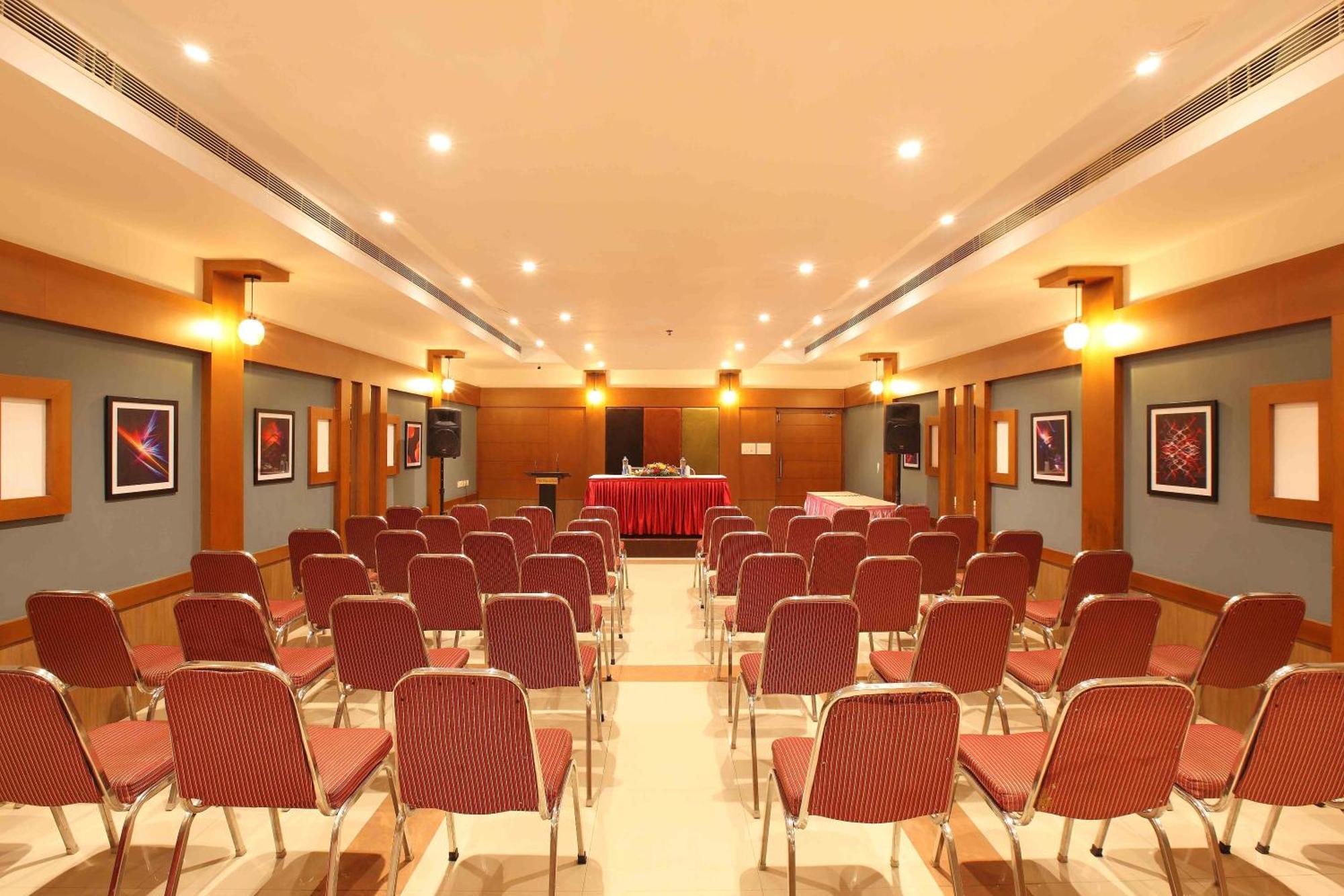 National Park Residency Kottayam Hotell Ettumanoor Exteriör bild